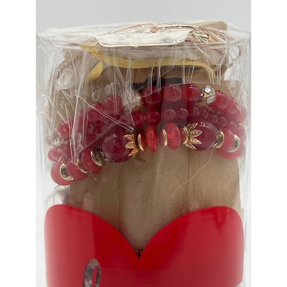 Assorted Jewelry Gift Set In Love-Themed Glass Vase - Picture 6 of 10